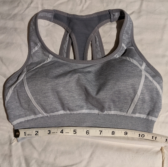 Gray & white C9 sports bra - Picture 4 of 6